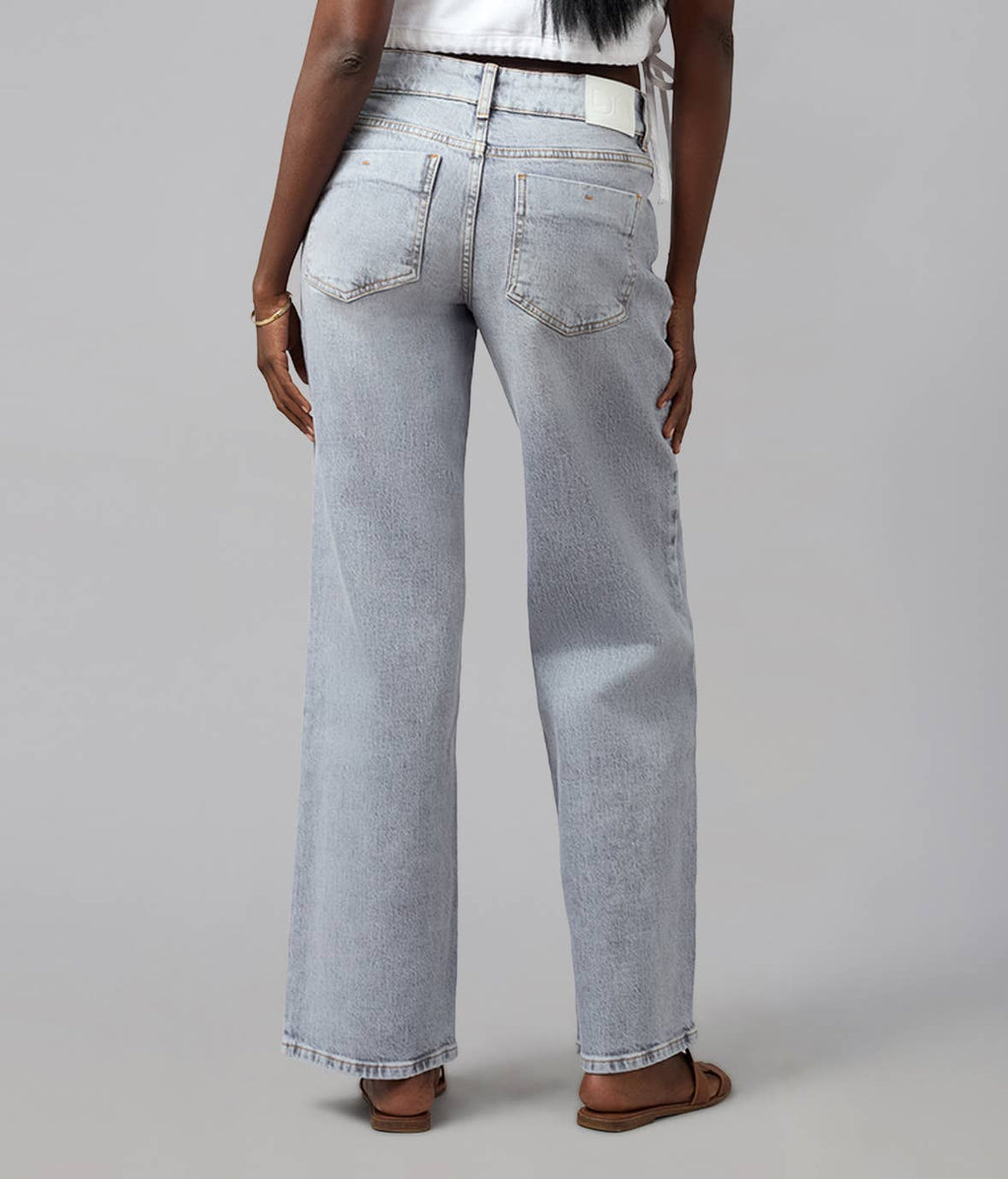 Leah Mid Rise Comfort Straight Grey Jeans
