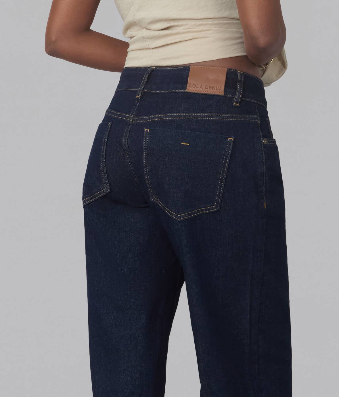 MIRO-DRW Mid Rise Comfort Straight Jeans Dark Rinse Wash