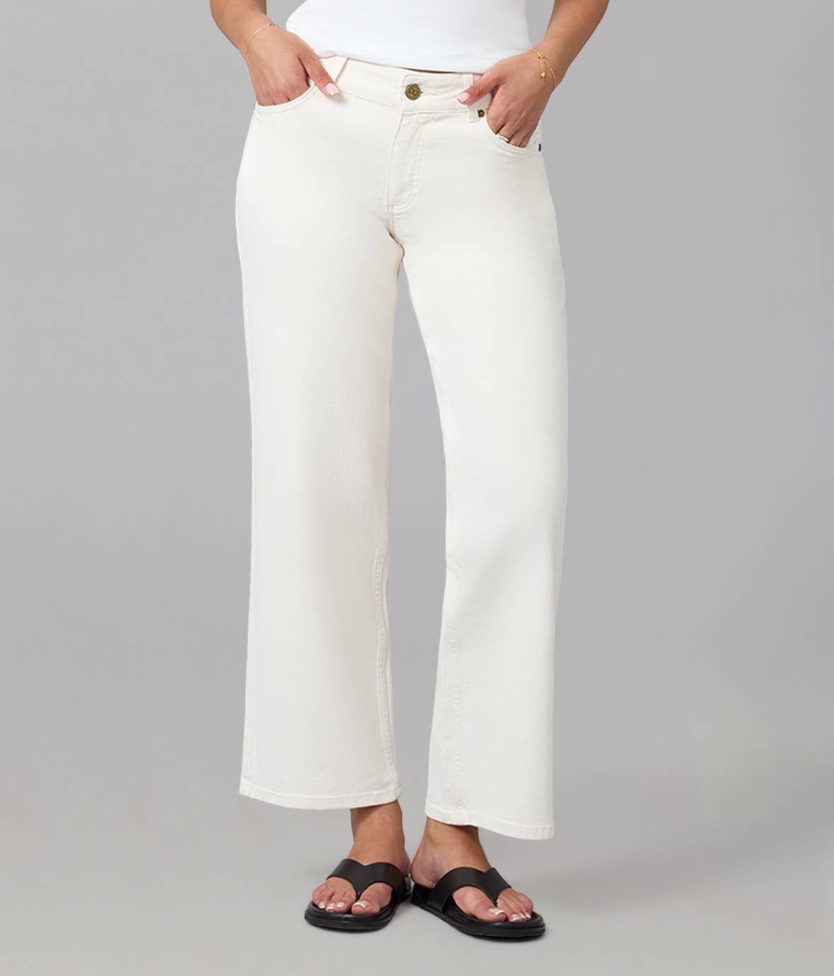 Brooke White Mid Rise Straight Jean