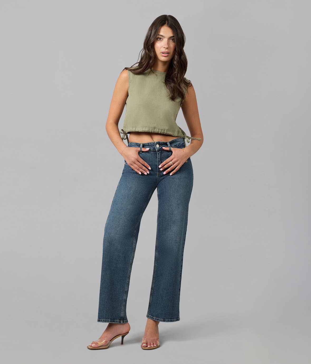 Isabelle Mid Rise Comfort Straight Jeans Film Noir