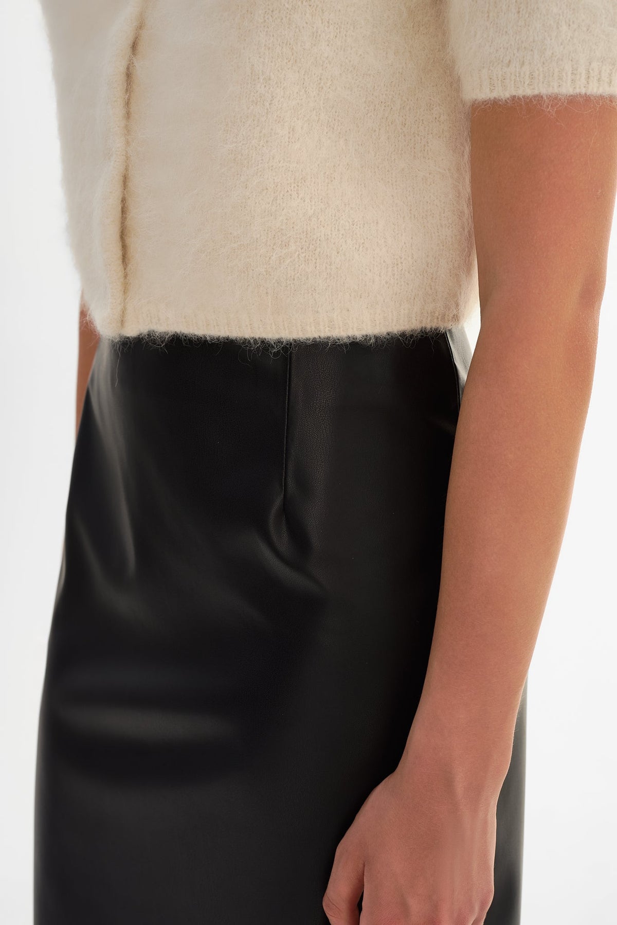 LUCIANA faux leather pencil skirt in black — back view with slit