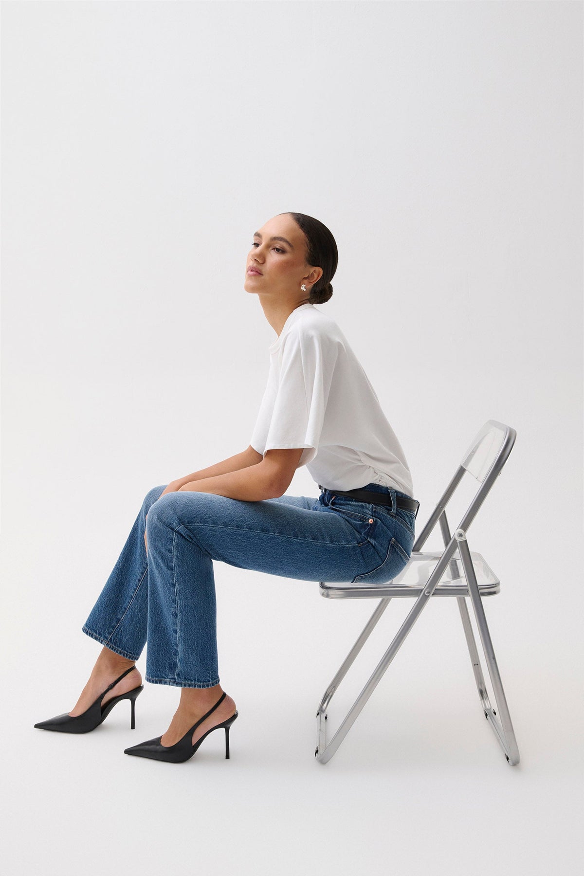 Aleks Mid Rise Straight - Sea Salt - styled 2