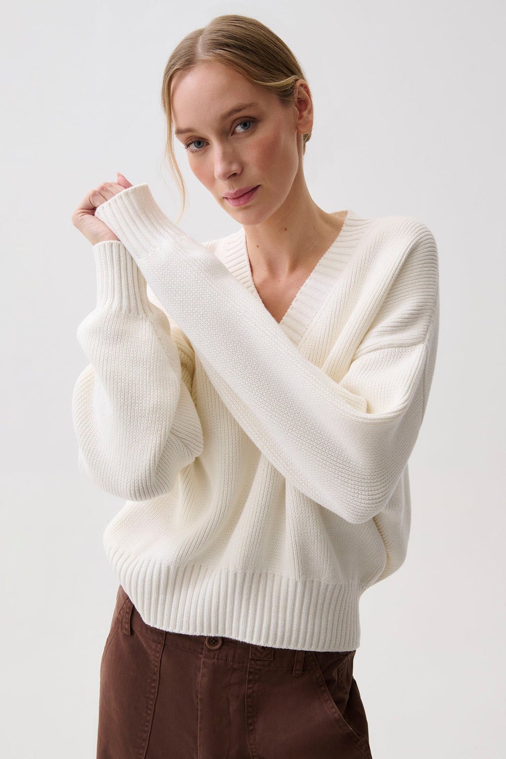 Nikkia white cotton sweater - detail