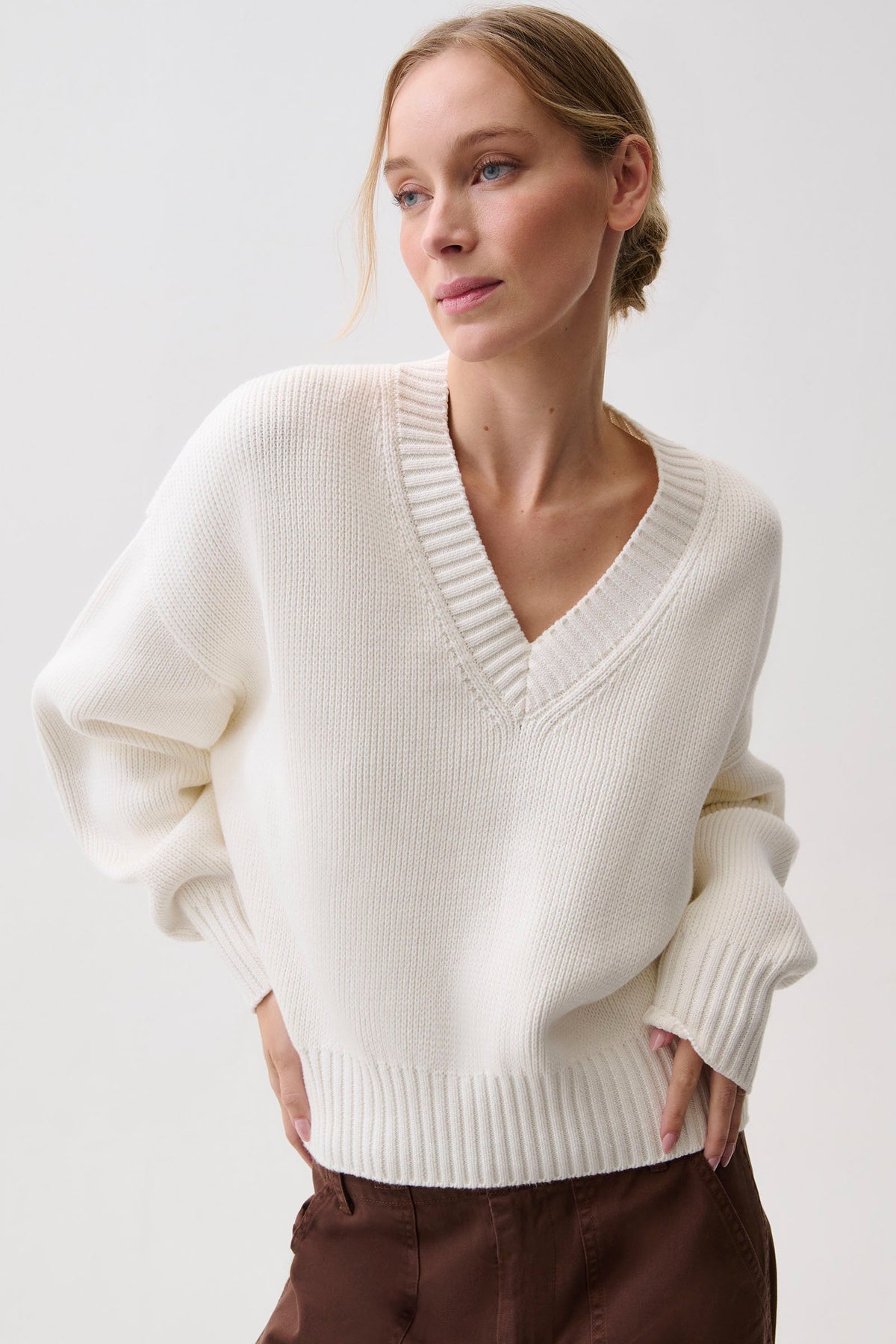 Nikkia white cotton sweater - styled