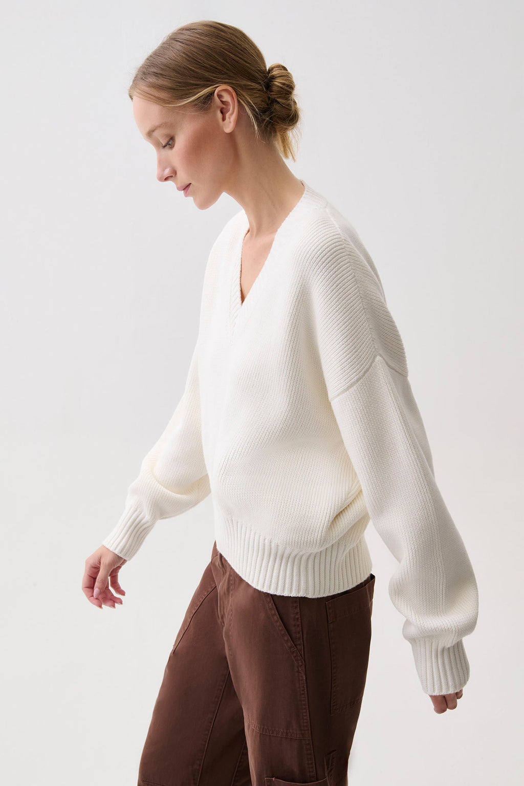 Nikkia white cotton sweater - side