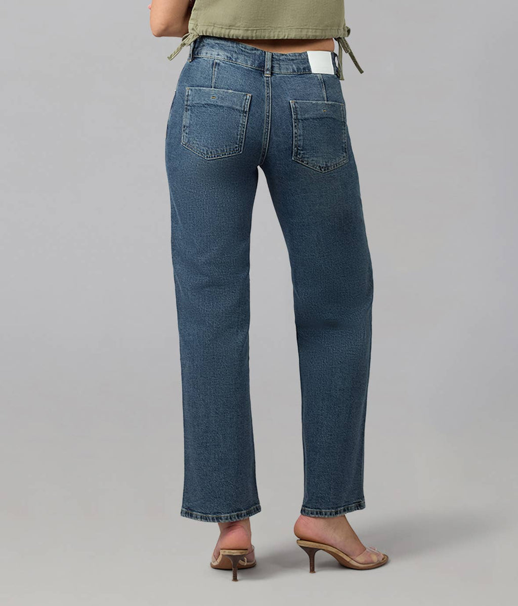 Isabelle Mid Rise Comfort Straight Jeans Film Noir